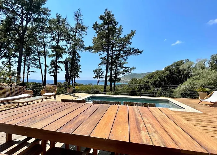 Piscine Paradise Avec Magnifique Vue فيلة